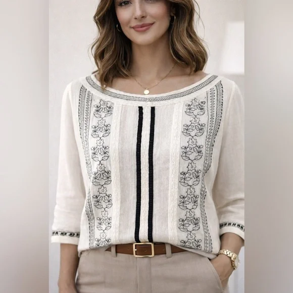 Alice + Olivia Cream and Black Floral Embroidered Blouse - Picture 1 of 9